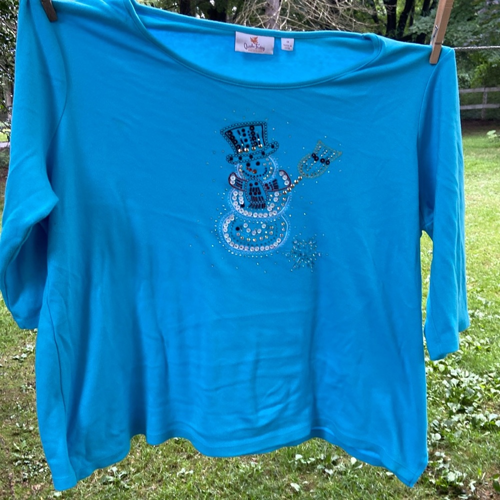 Quacker Factory Christmas shirt